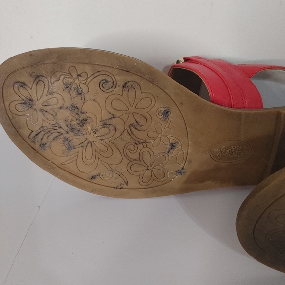 - Sofft Sandals - Picture 6 of 8